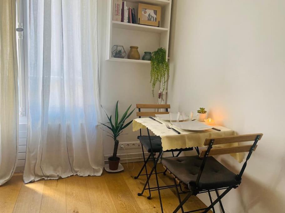 Paris - Appartement Cosy - Tour Eiffel A Pied Екстер'єр фото